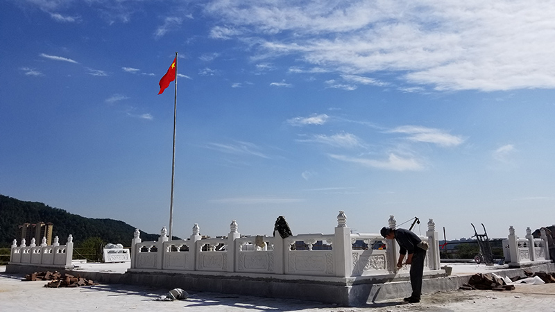 江西南昌翠岩寺绿巨人污视频